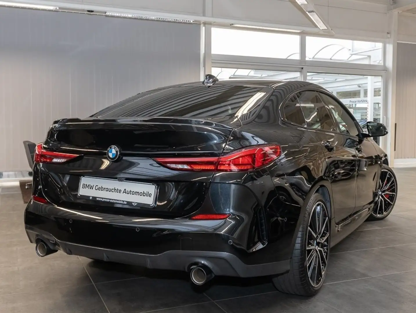 BMW 220 i Gran Coupé Head-Up Edition Colorvision Schwarz - 2