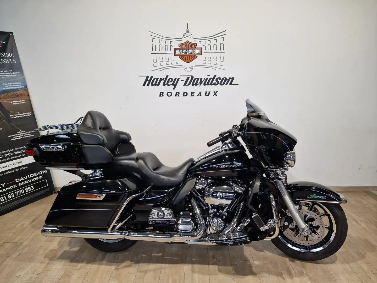 Harley-Davidson Electra Glide Noir - 1
