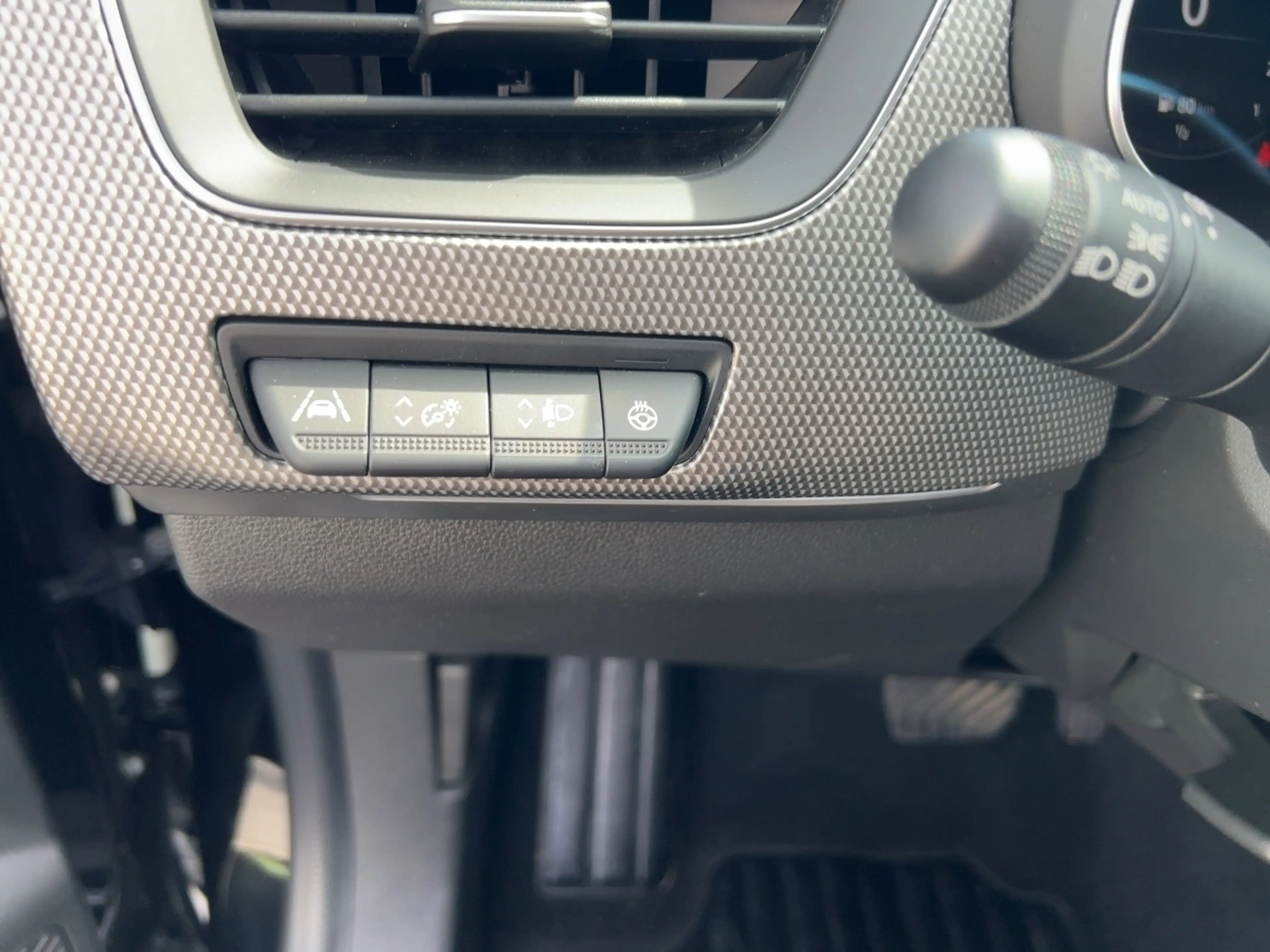 Renault Arkana TECHNO TCe 140 EDC CarPlay/Comfort-Pack — photo 18