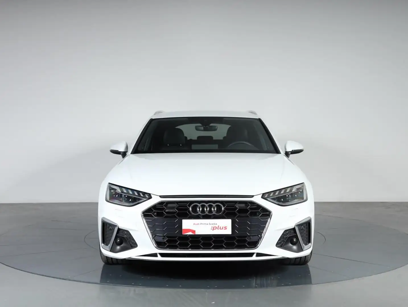 Audi A4 Avant 40 2.0 tdi mhev S line edition quattro Bianco - 2