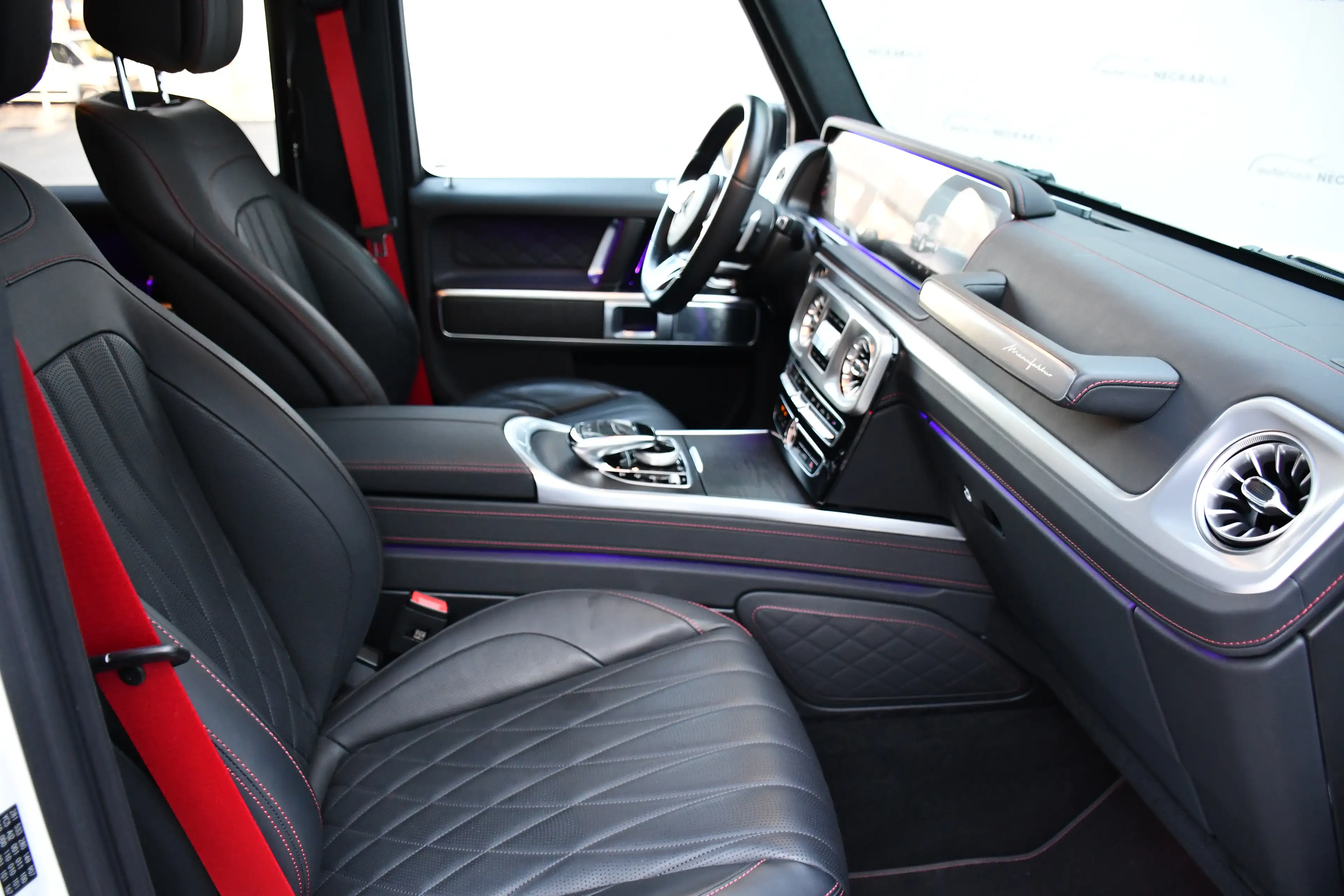 Mercedes-Benz G 400 d AWD AMG-Line*Virtual*Kamera*Navi*Leder*AHK* — photo 9