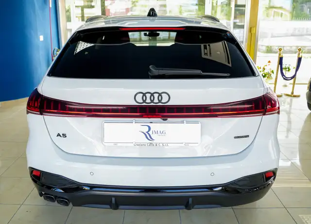 Audi A5 view 9