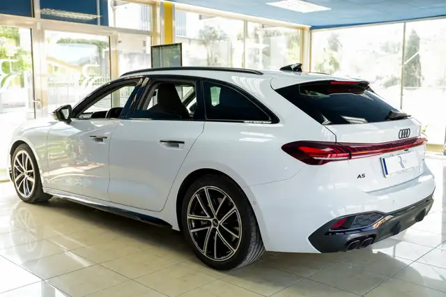 Audi A5 view 8
