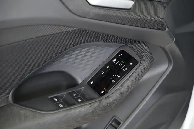Audi A5 view 11
