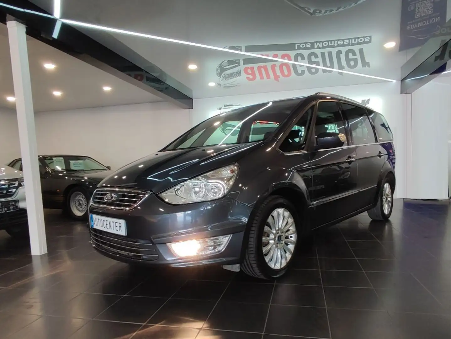 Ford Galaxy 2.0 SCTi 203cv Titanium Powershift Gris - 1