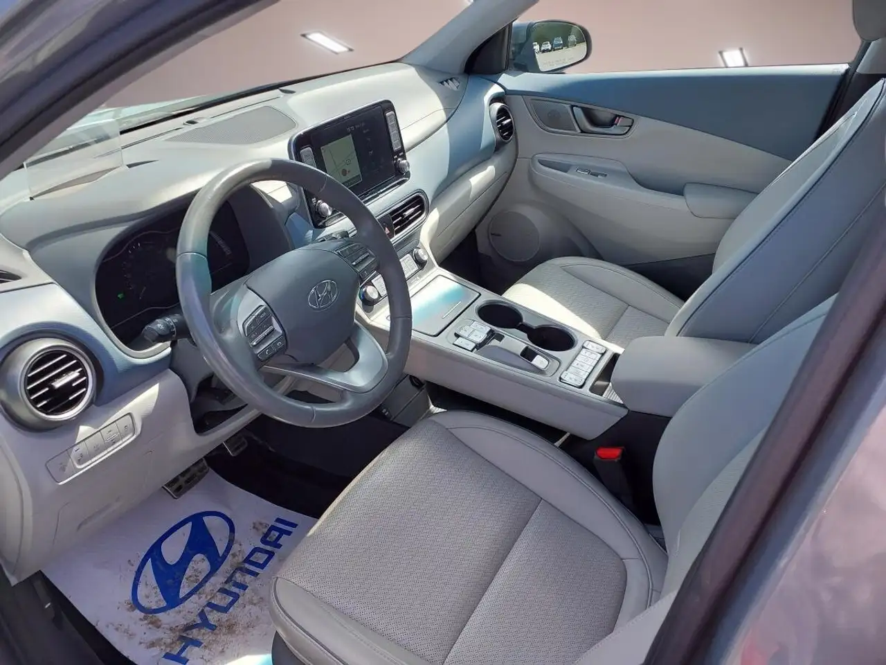 Hyundai KONA снимка Hyundai KONA