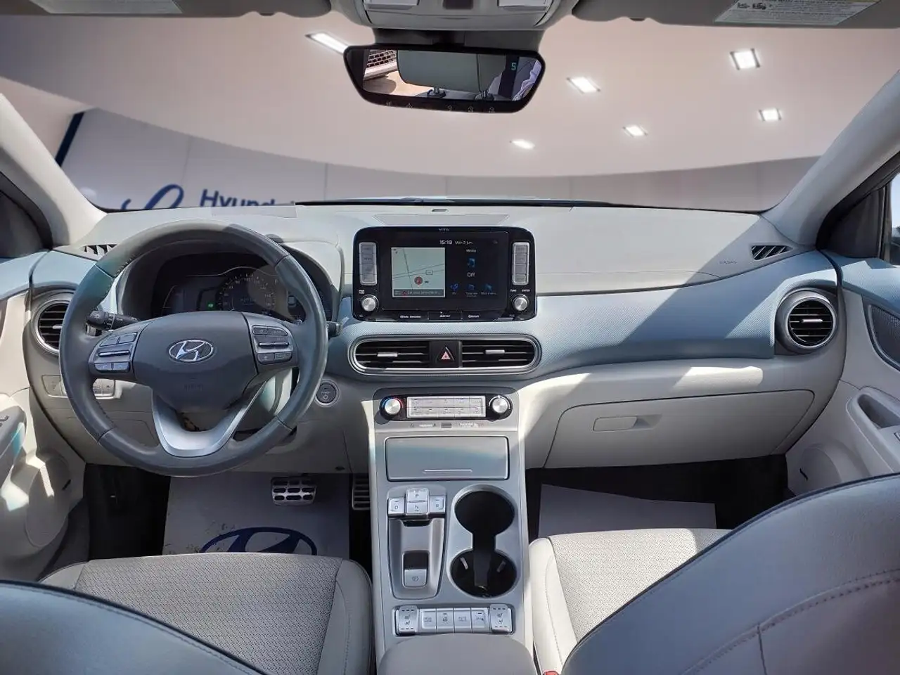 Hyundai KONA снимка Hyundai KONA