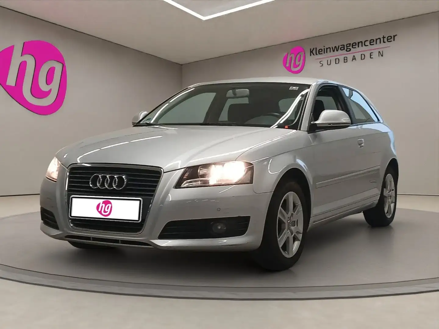Audi A3 1.6 Attraction 1. HAND KLIMA ALU TÜV NEU Silber - 1