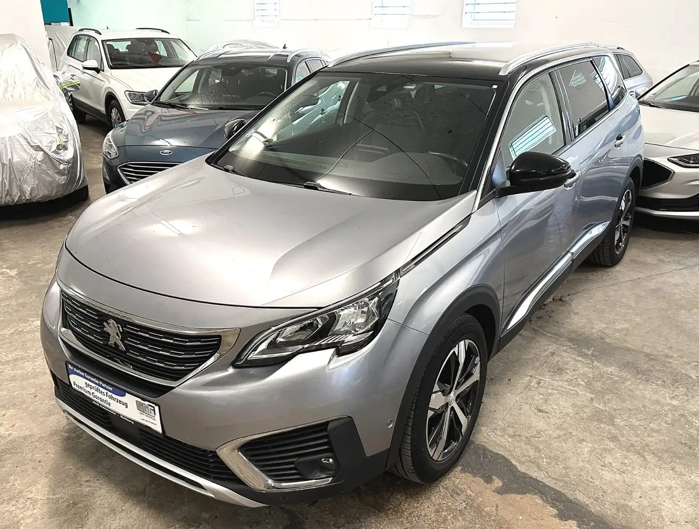 Peugeot 5008 Allure Automatik, 7 Sitzer, AHK, Top Ausst. Grau - 1