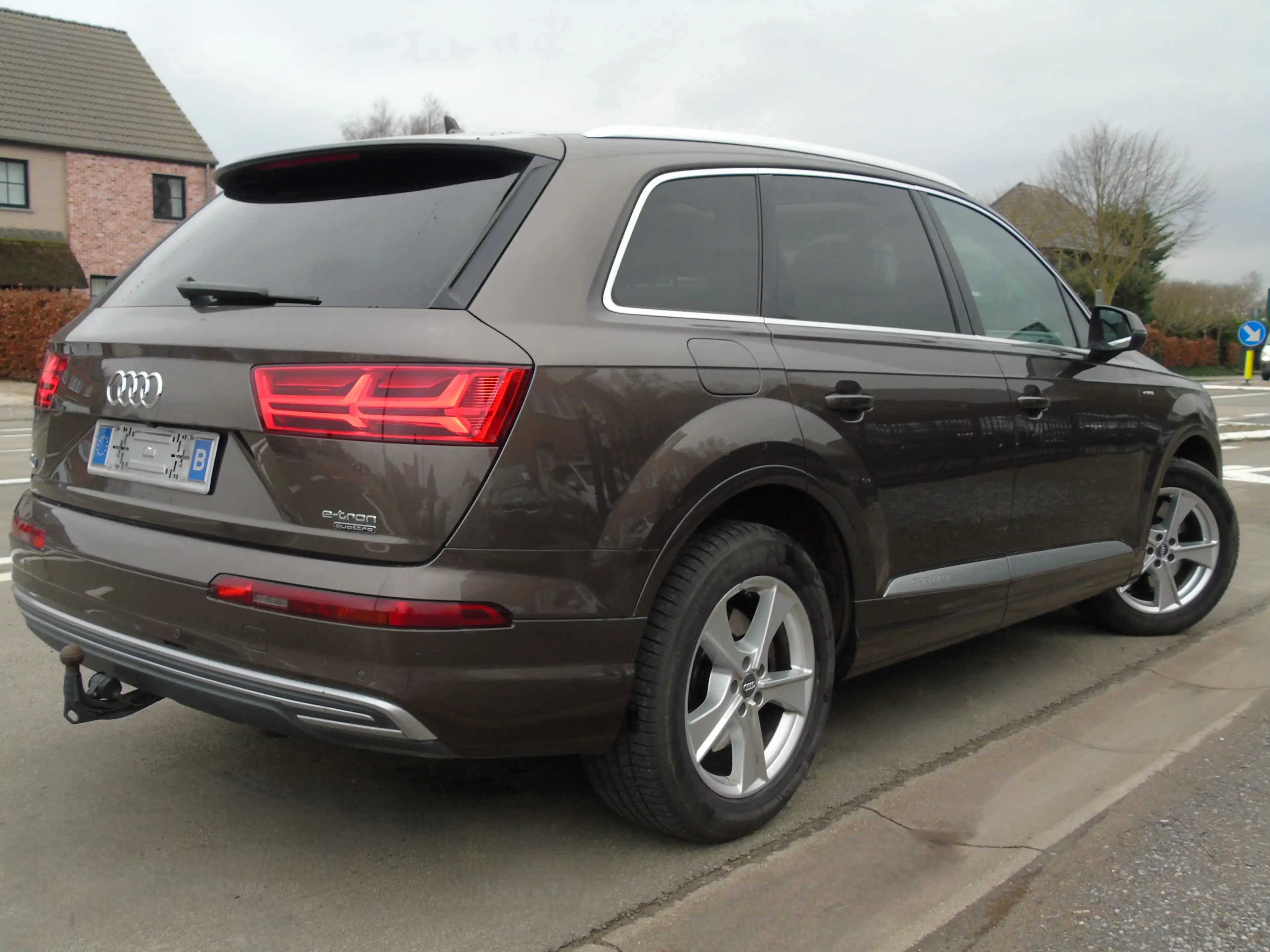 Audi Q7 e-tron 3.0 TDi V6 Quattro e-tron Tiptronic *Full-Option*Elekt+Diesel — photo 2