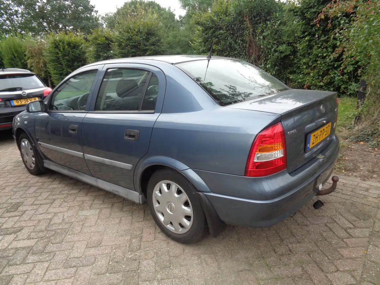 Opel Astra 1.6-16V Club, foto 2