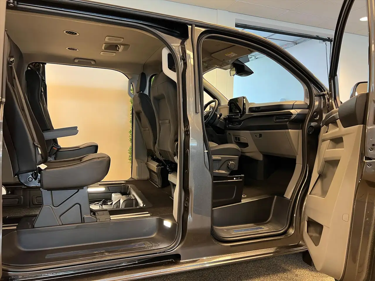 Ford Tourneo Custom 2026
