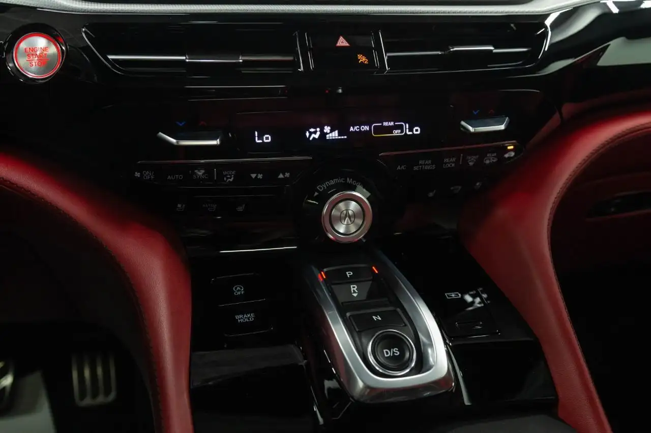 Acura MDX снимка Acura MDX