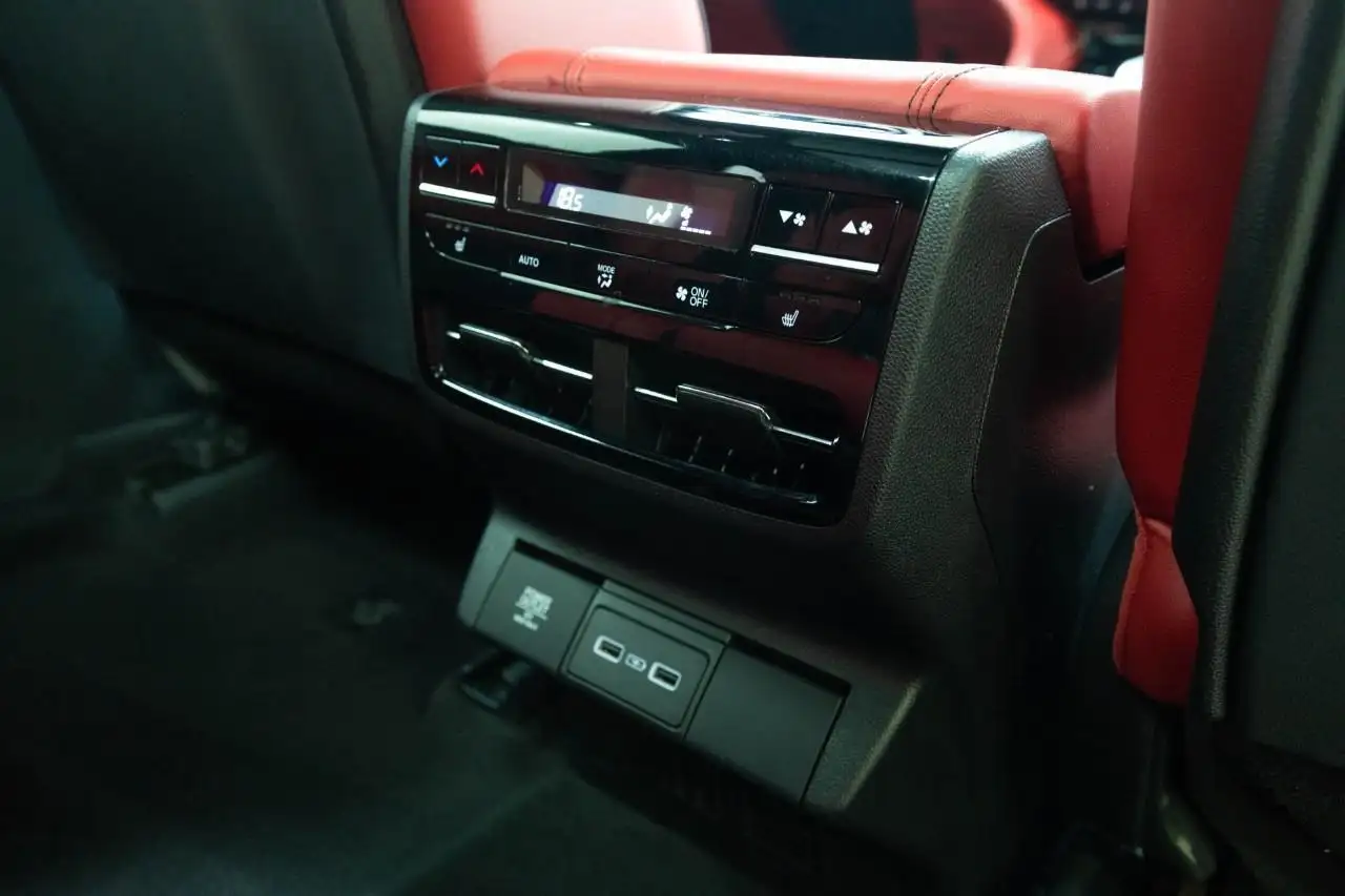 Acura MDX снимка Acura MDX