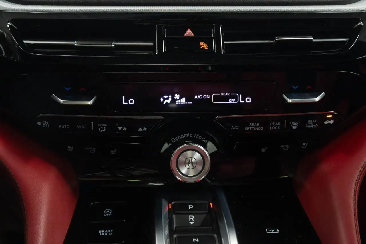 Acura MDX снимка Acura MDX