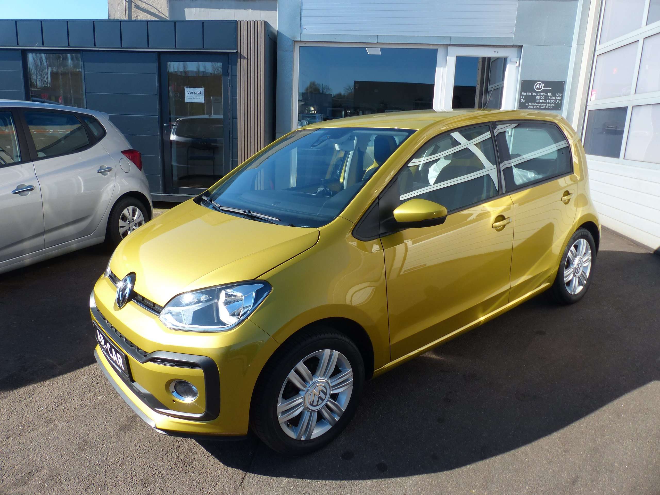 Second hand Volkswagen Up! 1.0