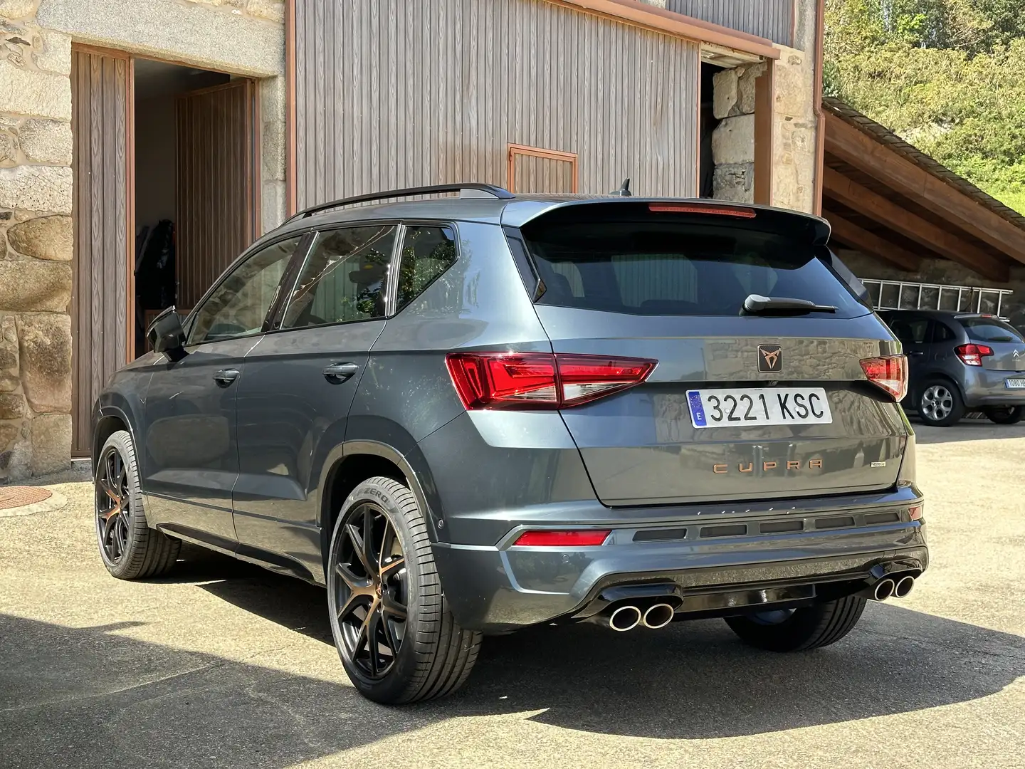 CUPRA Ateca 2.0 TSI 300 DSG 4DRIVE - 1