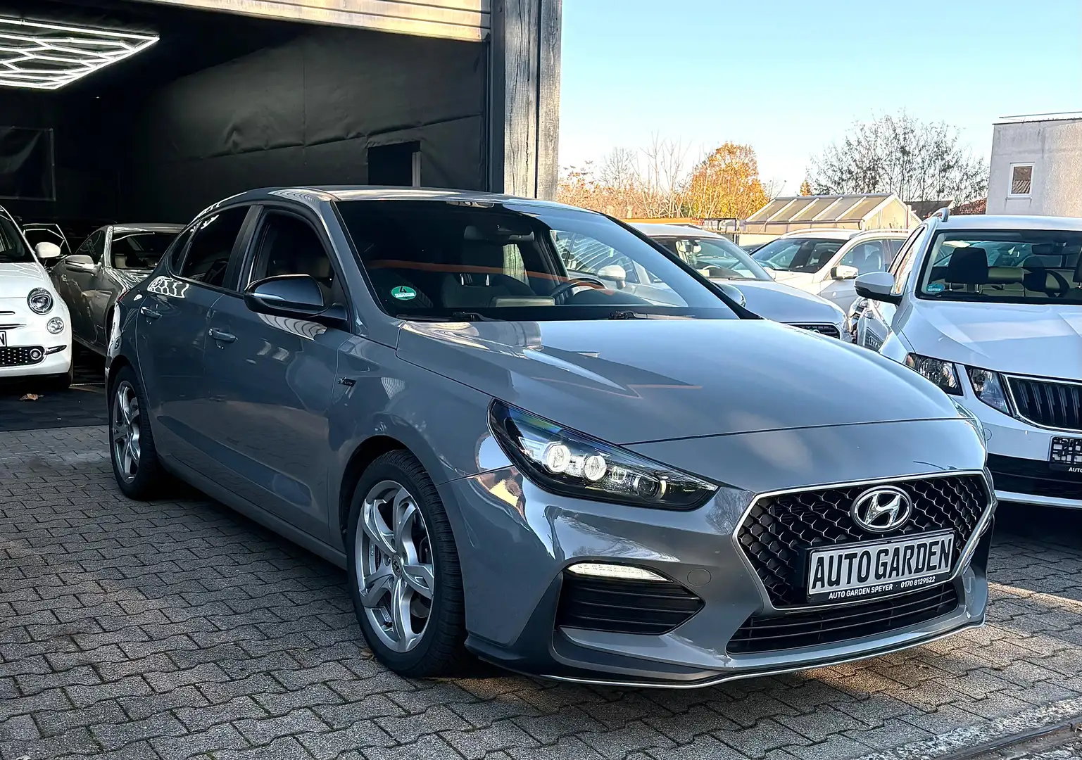 Hyundai i30 N Line , Fastback, Top Zustand Grau - 1