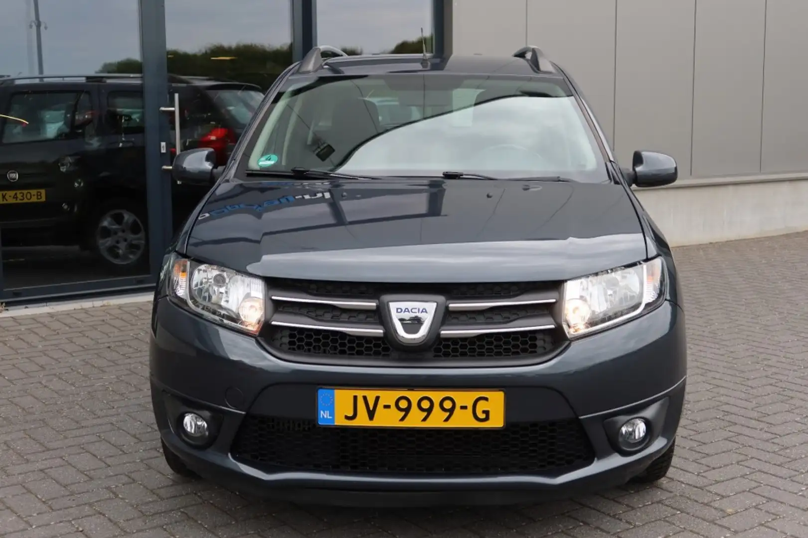 Dacia Logan 0.9 MCV TCE Easy-R Prestige AUTOMAAT Airco, NAVI, Gris - 2