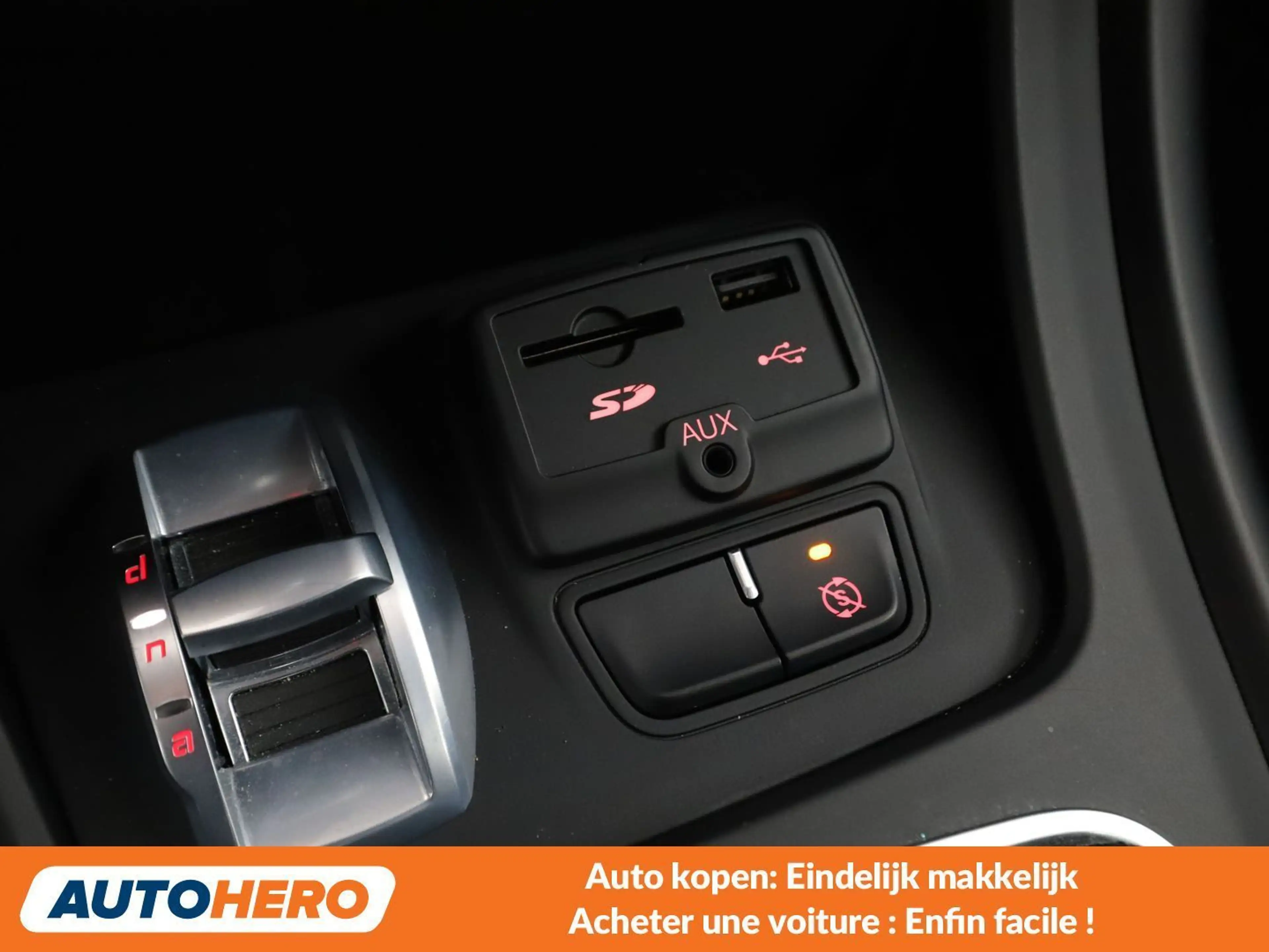 Alfa Romeo Giulietta 1.6 JTD Super — photo 11
