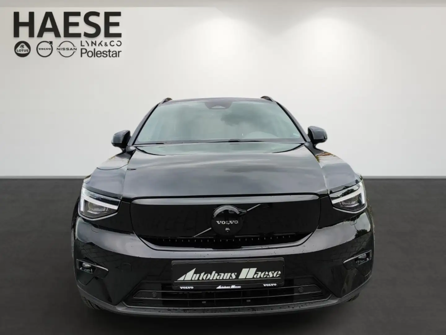 Volvo EX40 Single Motor Extended Range Plus Black Edition Sta Schwarz - 2