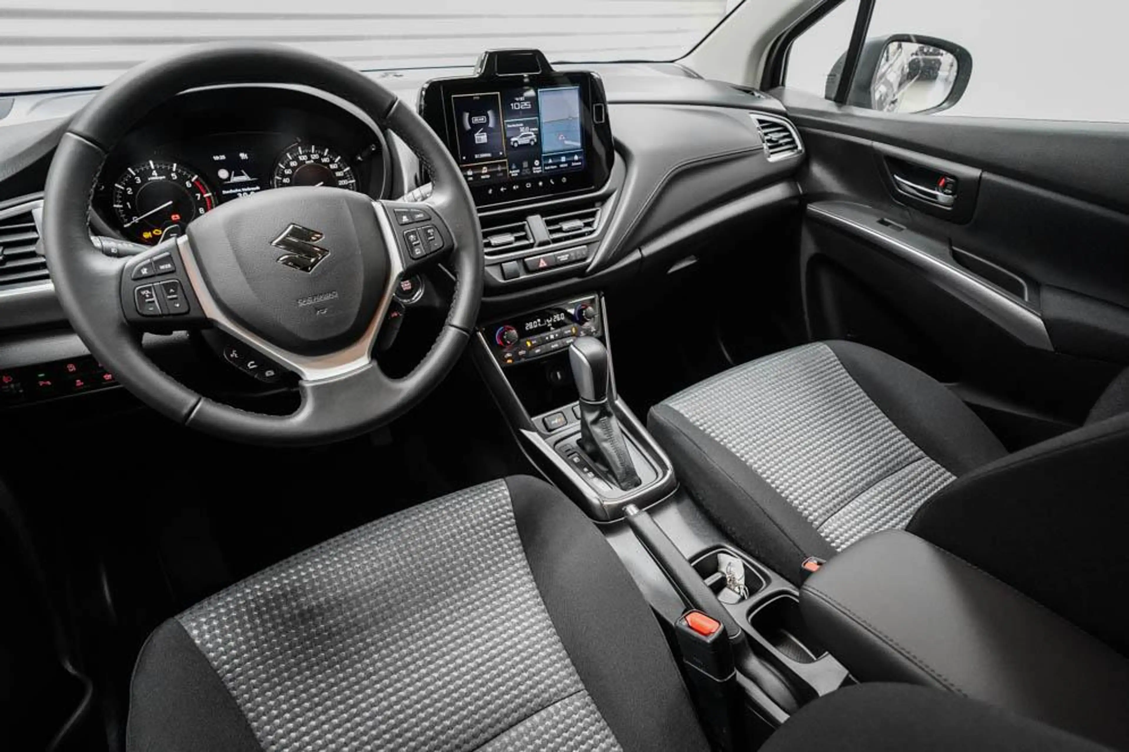 Suzuki S-Cross 1,4 2WD Mild-Hybrid AT GL+ - LAGER 81 kW (110 P... — photo 7