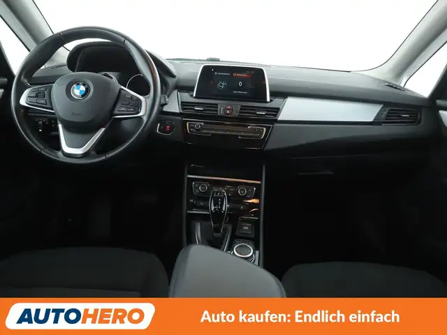 BMW 2 Series view 12