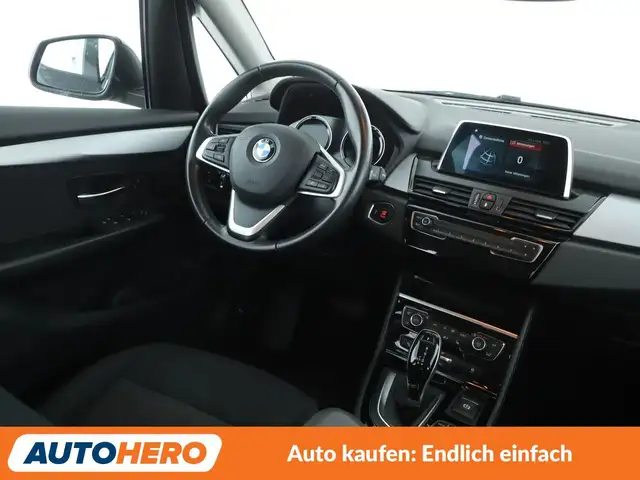 BMW 2 Series view 13