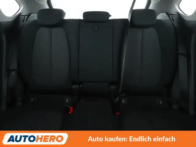 BMW 2 Series view 15