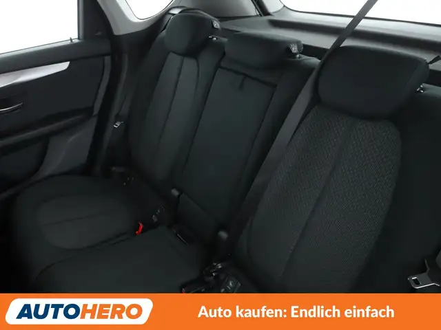 BMW 2 Series view 14