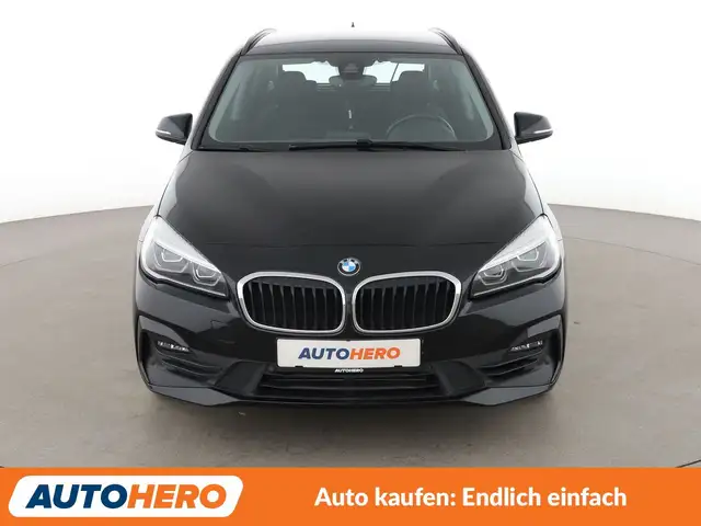 BMW 2 Series view 9