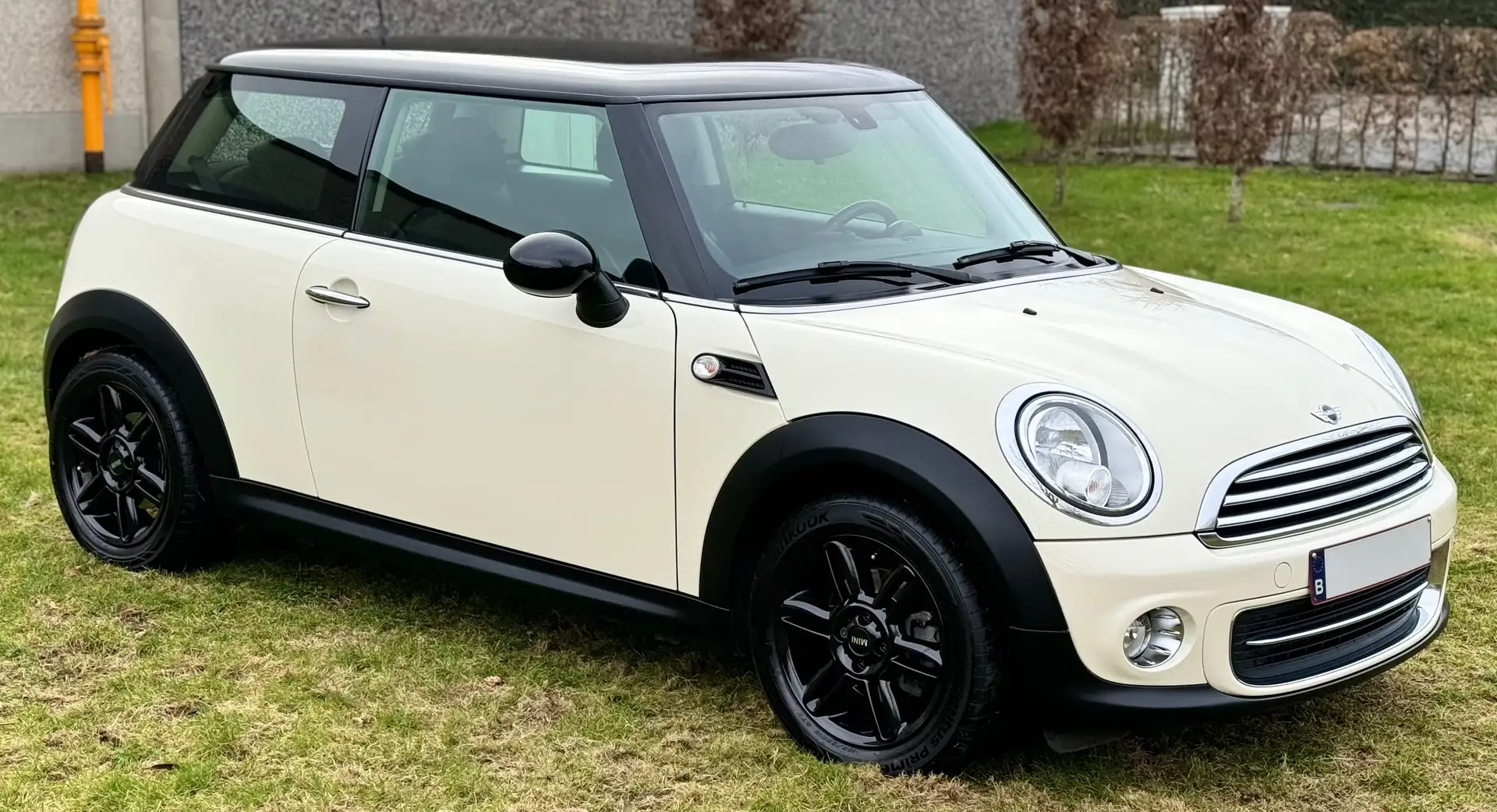 MINI Cooper 1.6i Blanc - 1