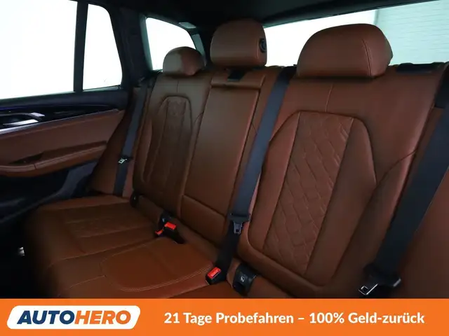 BMW X3 view 14