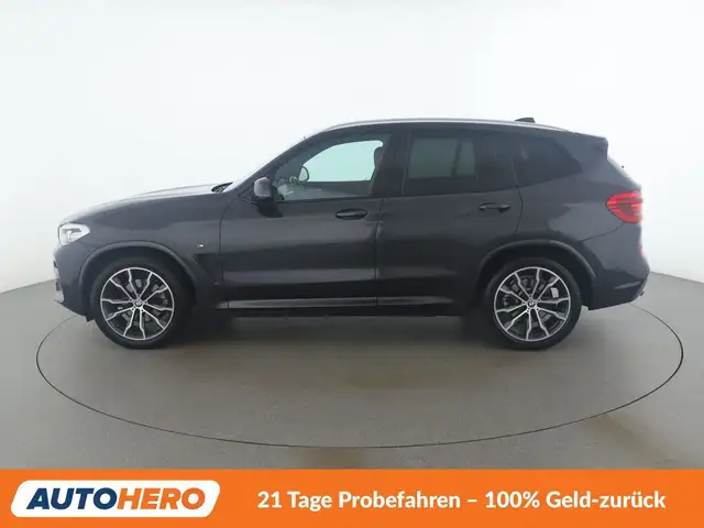 BMW X3 view 3