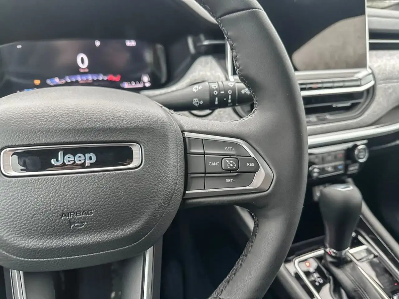 Jeep Compass снимка Jeep Compass