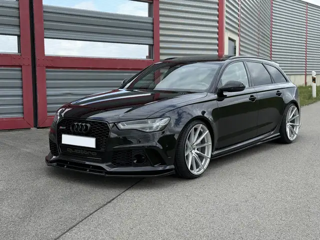 Audi RS6 4.0 TFSI/BOSE/HEAD-UP/PANO/ACC/KERAMIK/BLACK
