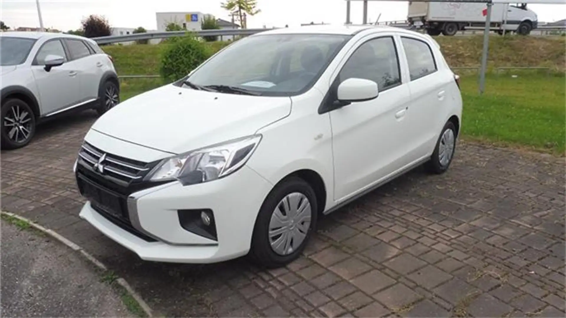 Mitsubishi Space Star 1,2 MIVEC AS&G Inform Weiß - 1