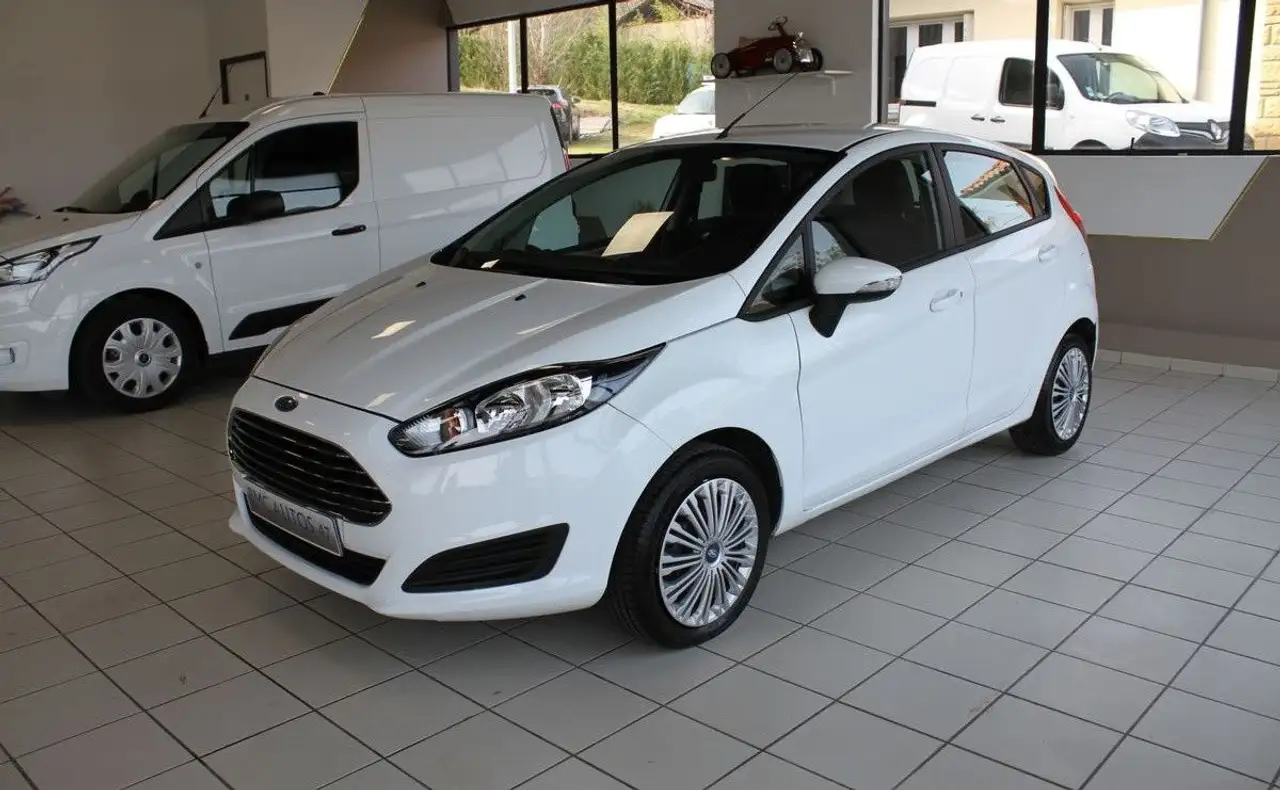 Ford Fiesta 1.5 tdci 75 ch Trend 5P Garantie 6 Mois