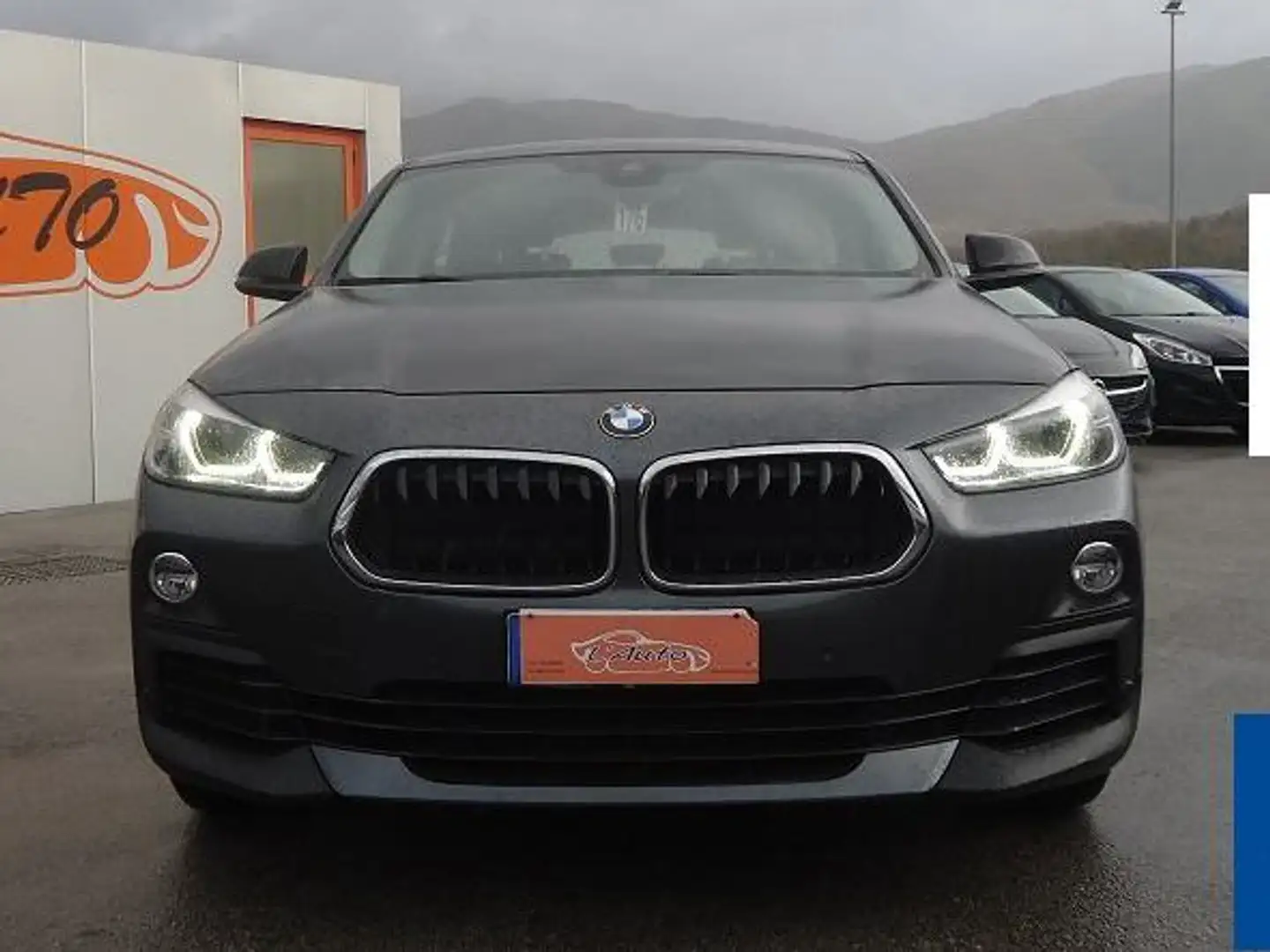 BMW X2 sdrive18d Business X 150cv Grigio - 2