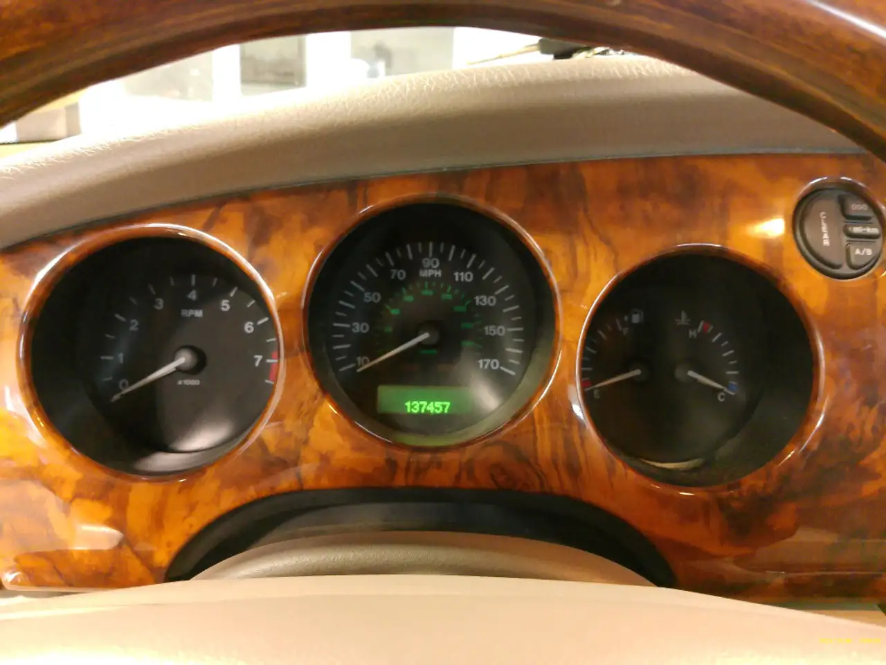 Jaguar XK снимка Jaguar XK