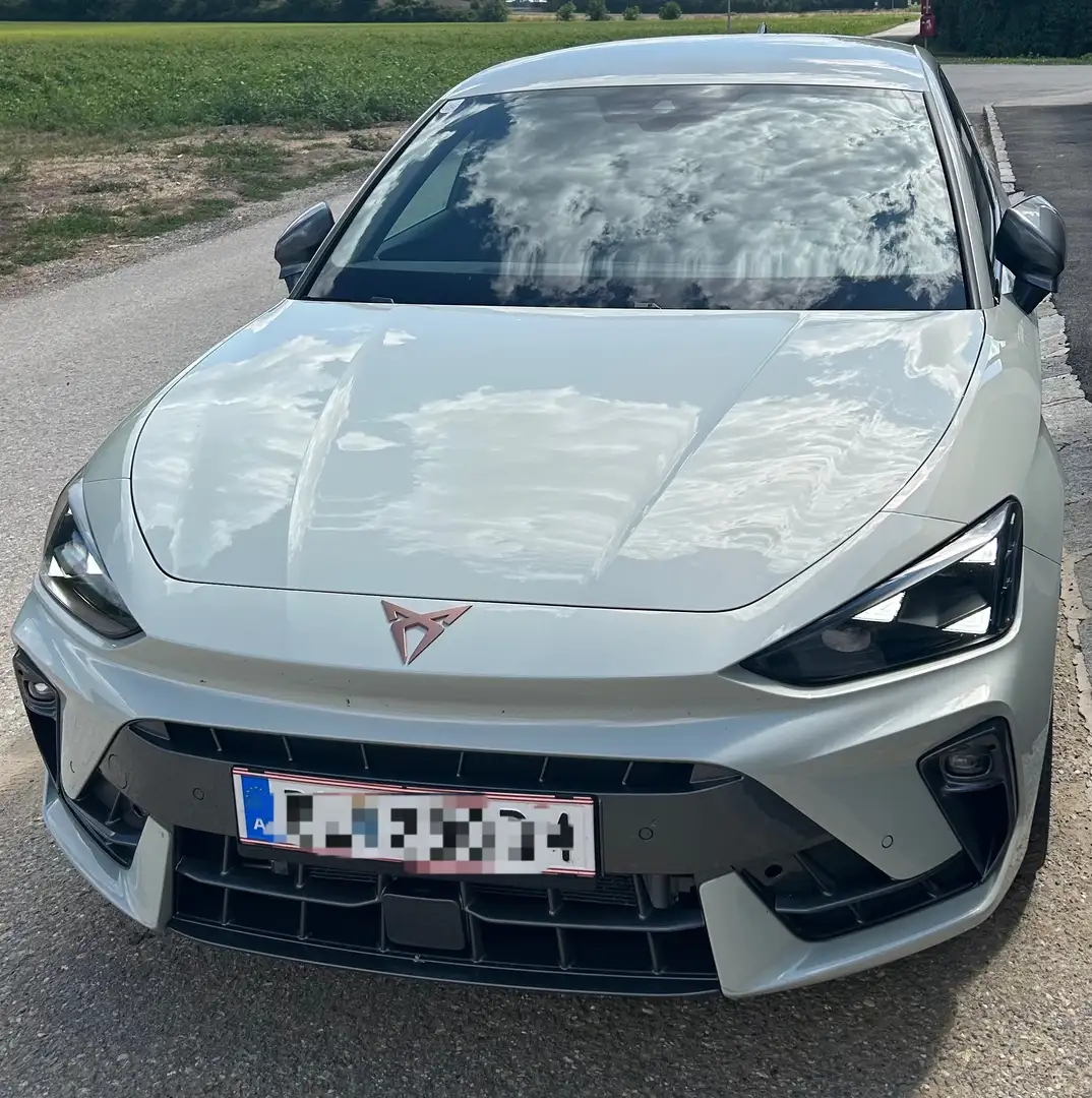 CUPRA Leon Leon 1.5 eTSI 150 PS ACT Cupra DSG Cupra Grau - 1