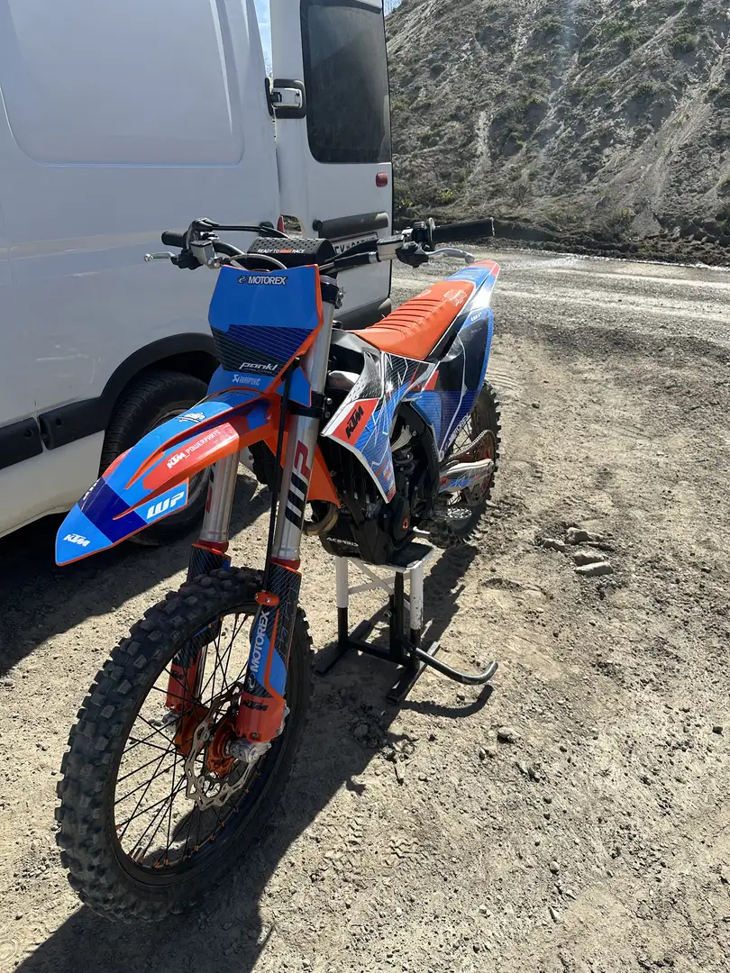 KTM 250 SX-F Orange - 2