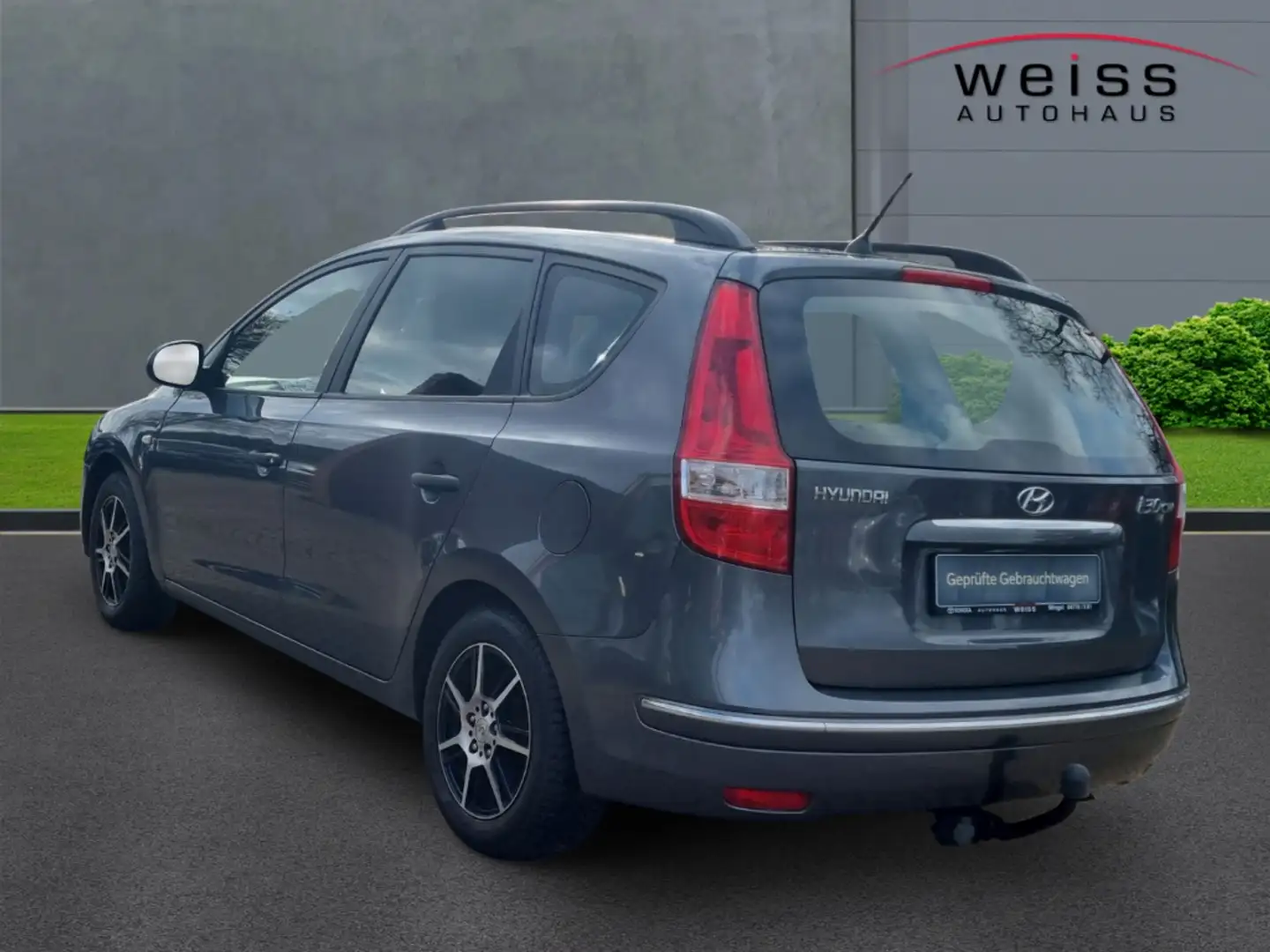 Hyundai i30 Kombi Automatik Klima AHK USB M+S Grün - 2