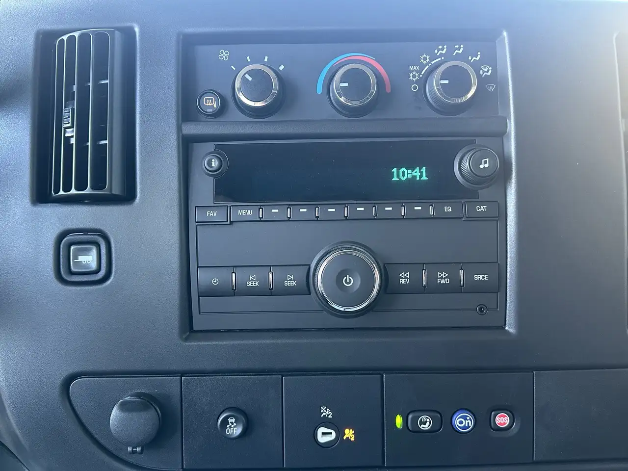 Chevrolet Express 3500 снимка Chevrolet Express 3500