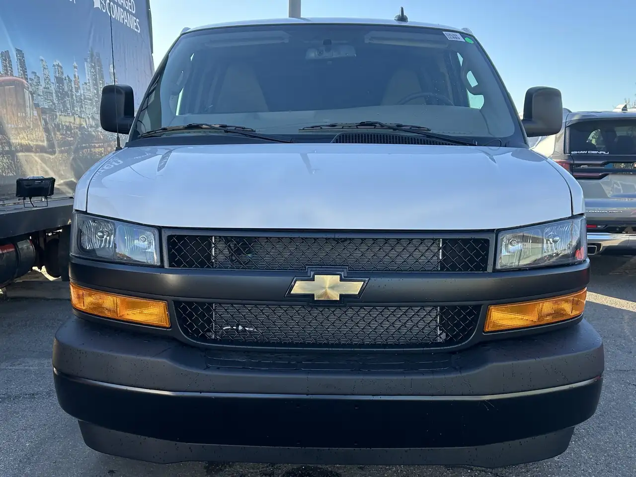 Chevrolet Express 3500 снимка Chevrolet Express 3500