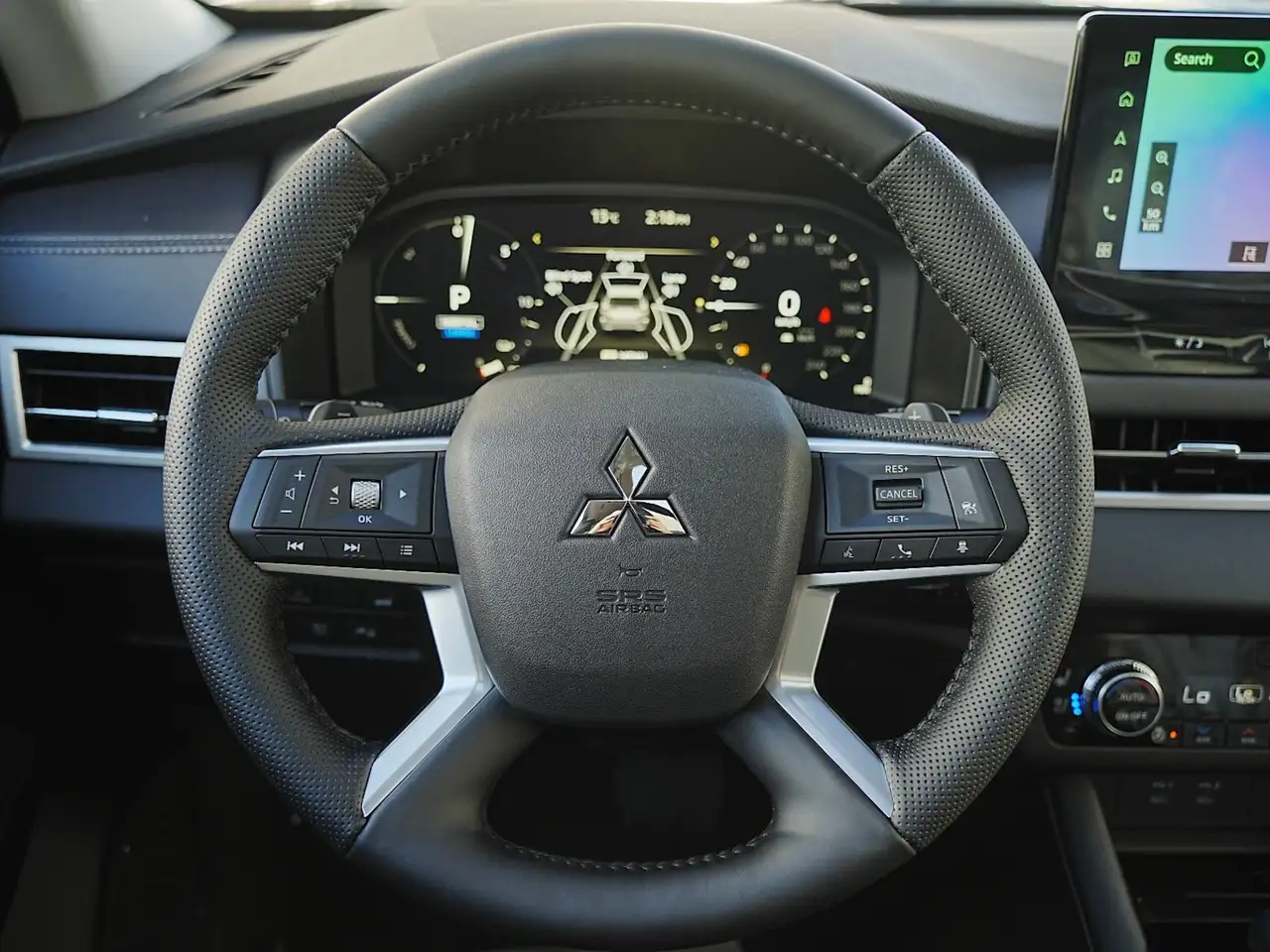 Mitsubishi Outlander снимка Mitsubishi Outlander