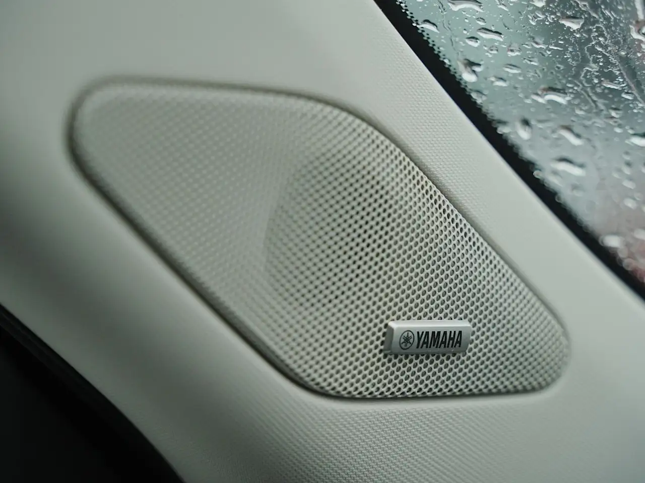Mitsubishi Outlander снимка Mitsubishi Outlander