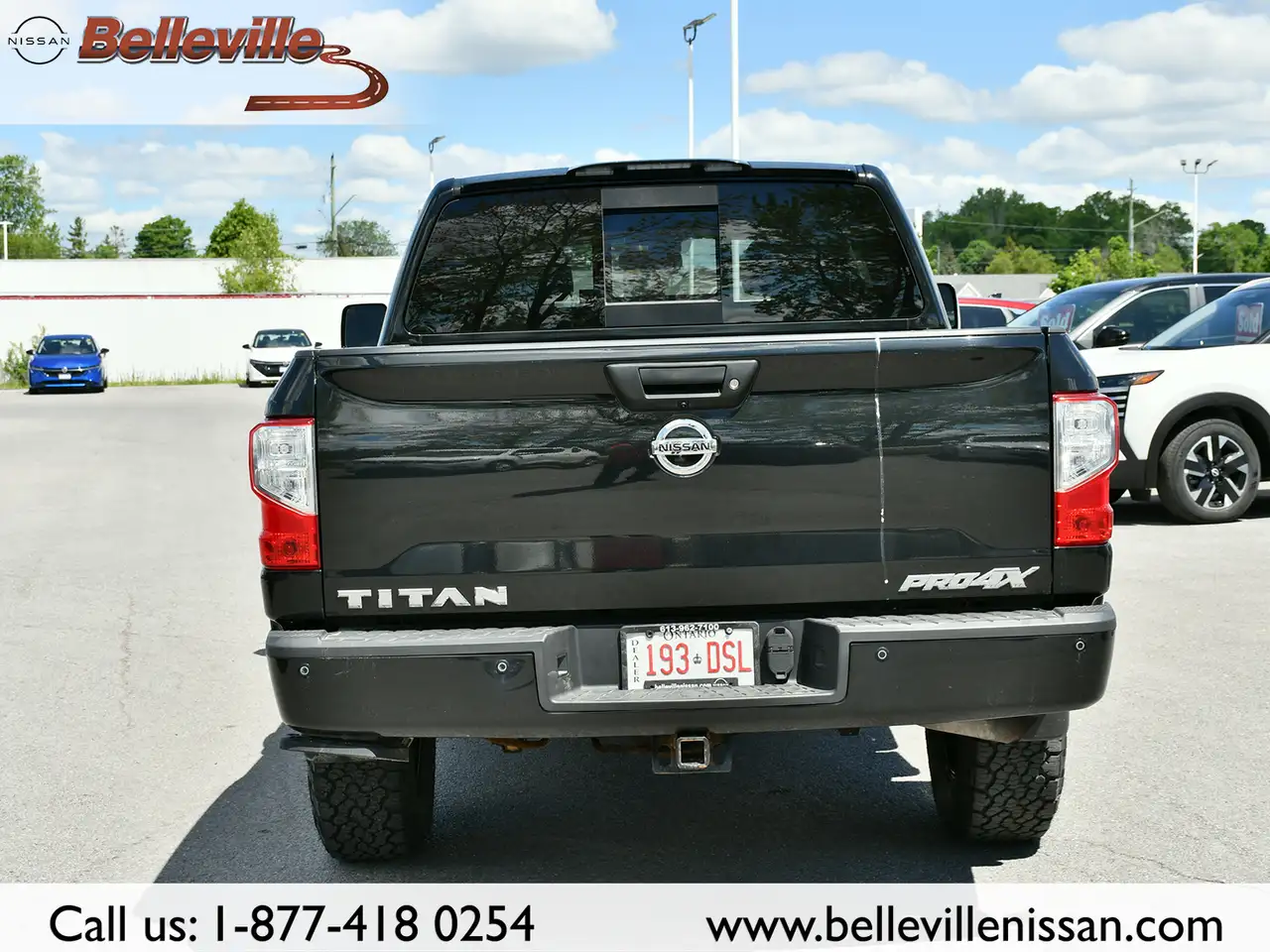 Nissan Titan снимка Nissan Titan