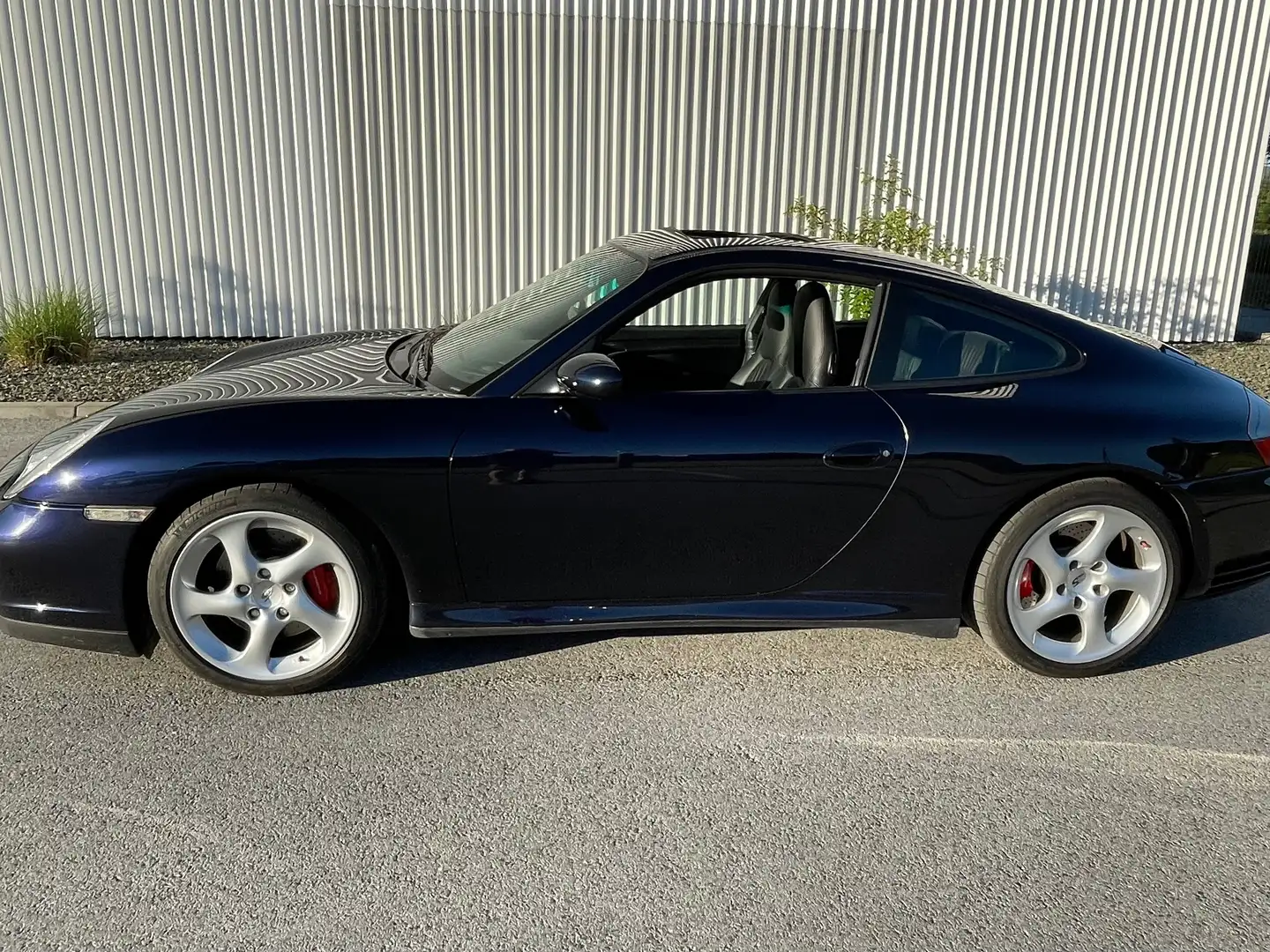 Porsche 996 911 Carrera 4S Coupé Tiptronic S Blau - 2