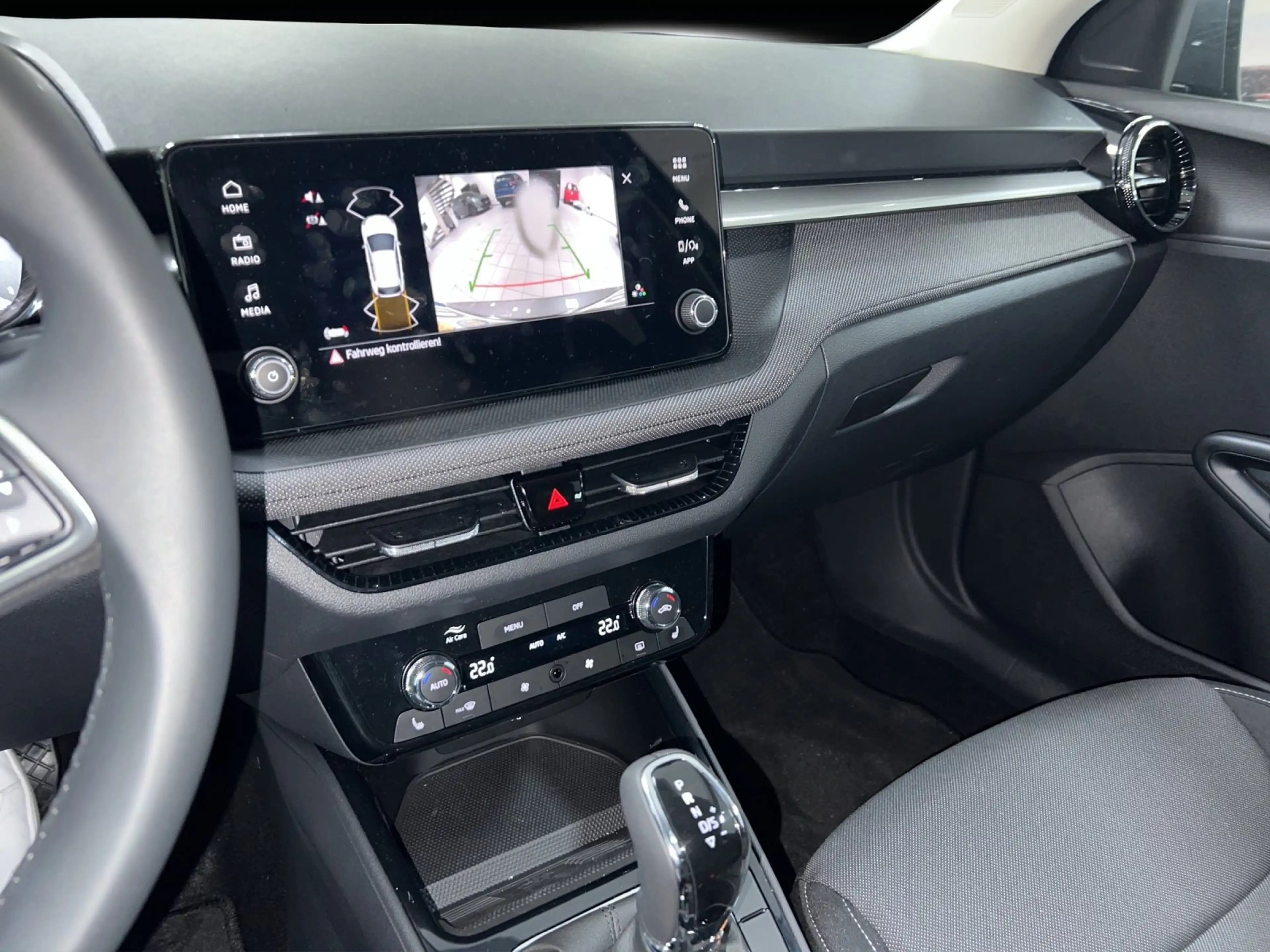 Skoda Fabia Drive 1,0 TSI 85 kW DSG MATRIX+ACC+RFK+PDC — photo 9